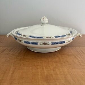 JOHNSON BROTHERS JB78 Covered  Vegetable Bowl